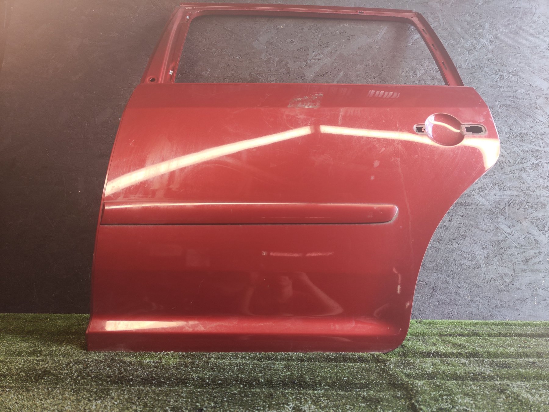 Двері задні ліві (дефект подряпина) Volkswagen Touran I (2003-2010) 1T0833055R