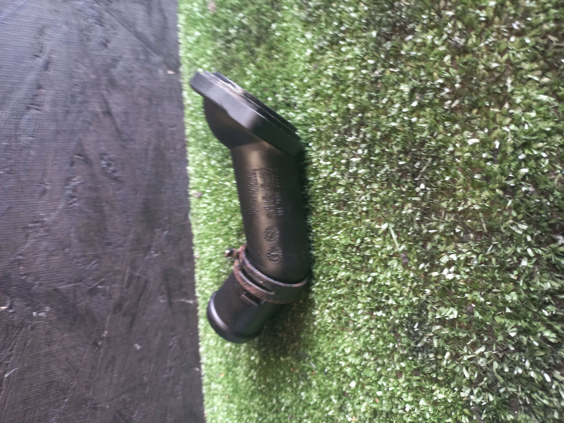 Корпус термостата Volkswagen Touran I (2003-2010) 06A121121C