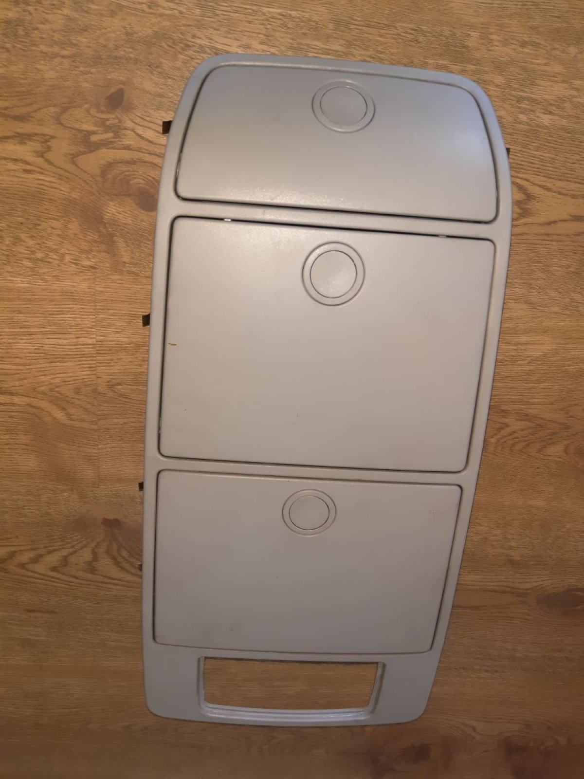 (не постачається) накладка на гучномовець Volkswagen Touran I (2003-2010) 1T0868837B