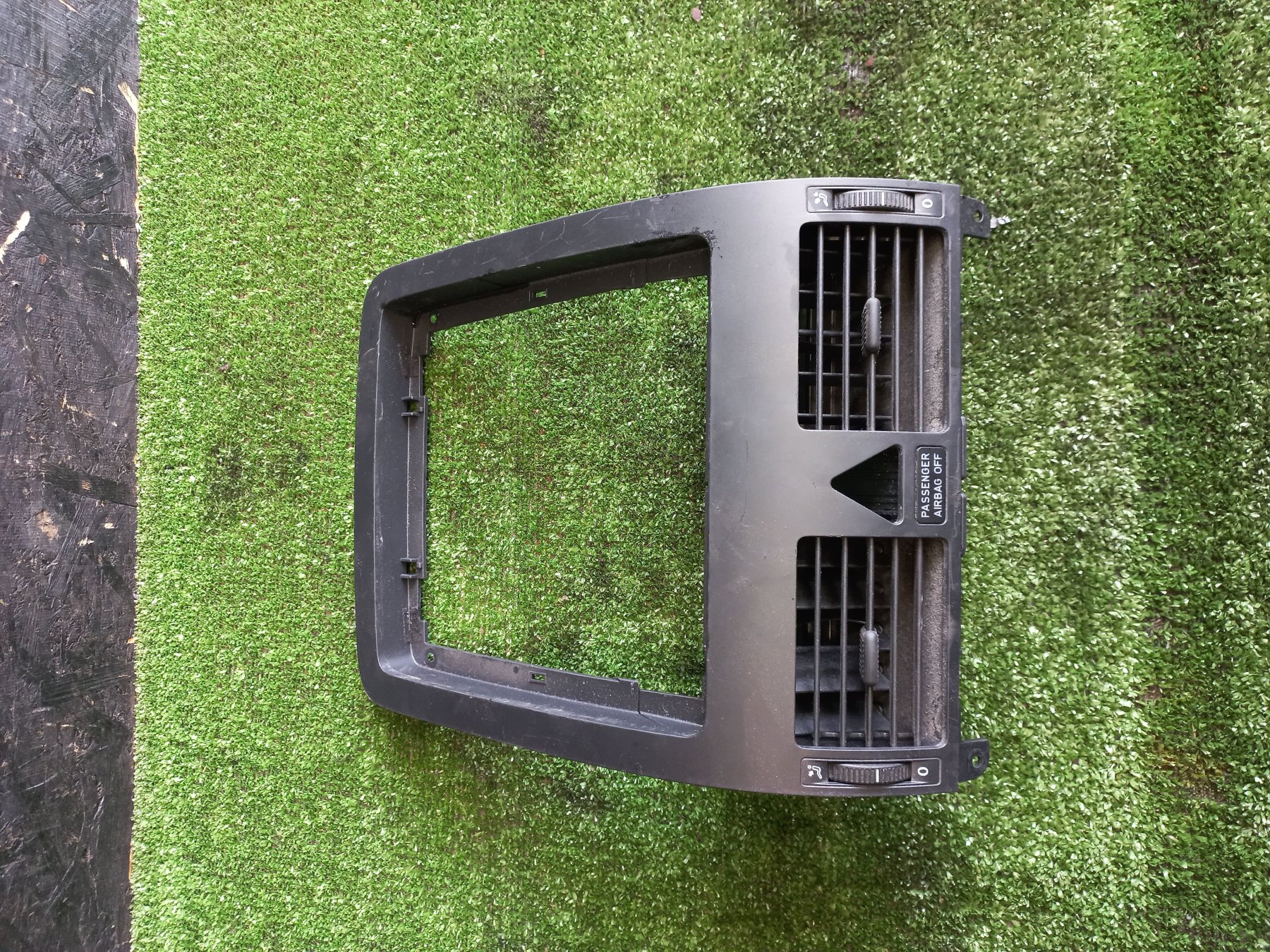 Панель Volkswagen Touran I (2003-2010) 1T0919234A