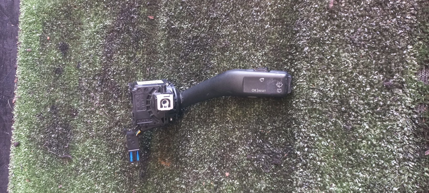 Підрульовий перемикач Volkswagen Touran I (2003-2010) 1K0953519A