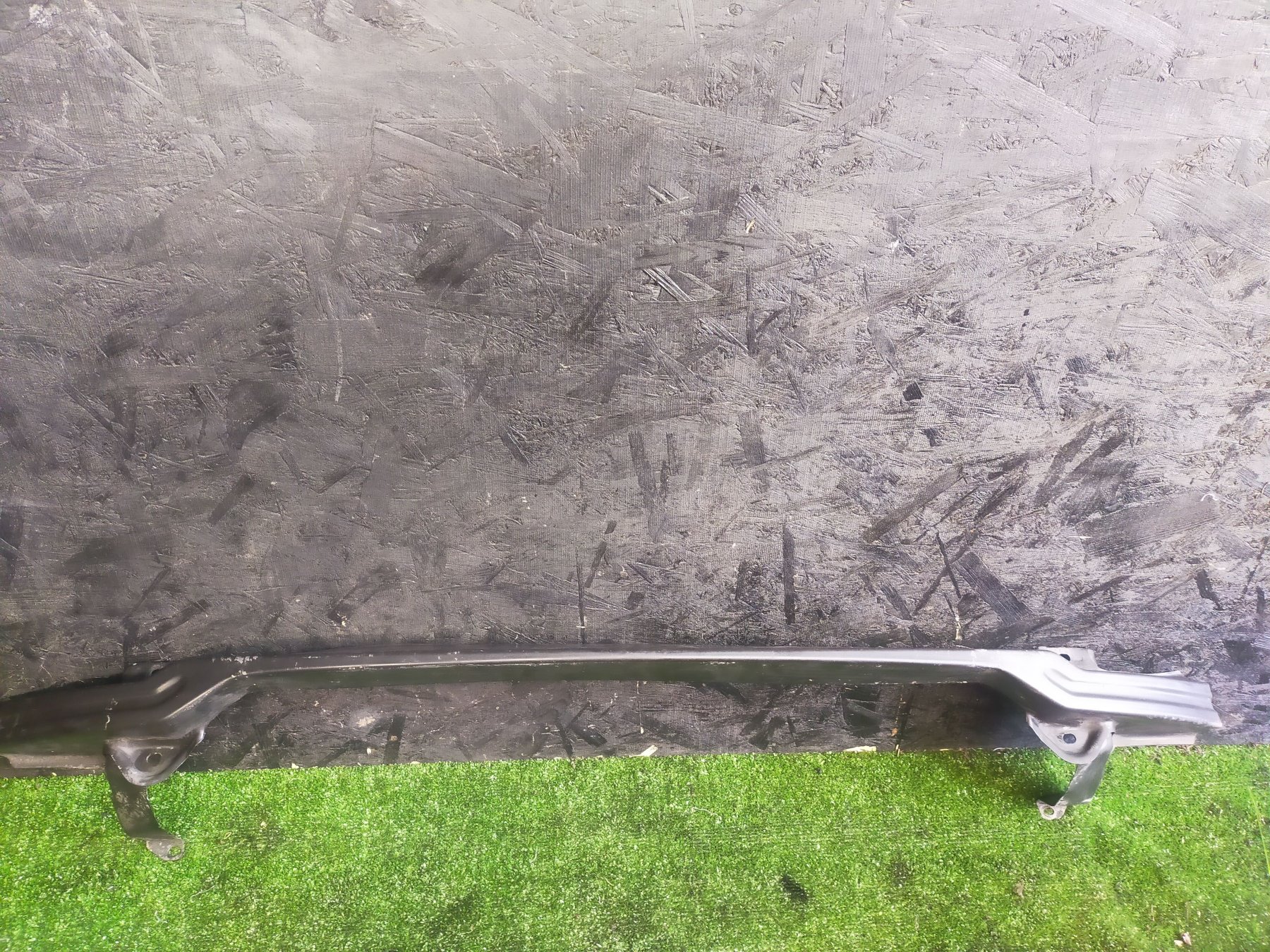 Підсилювач переднього бампера нижній Volkswagen Touran I (2003-2010) 1T0807093B