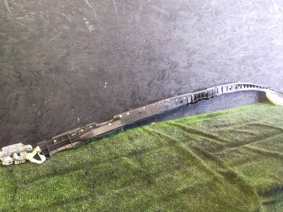 Подушка безпеки  бокова права Volkswagen Touran I (2003-2010) 1T0880742F