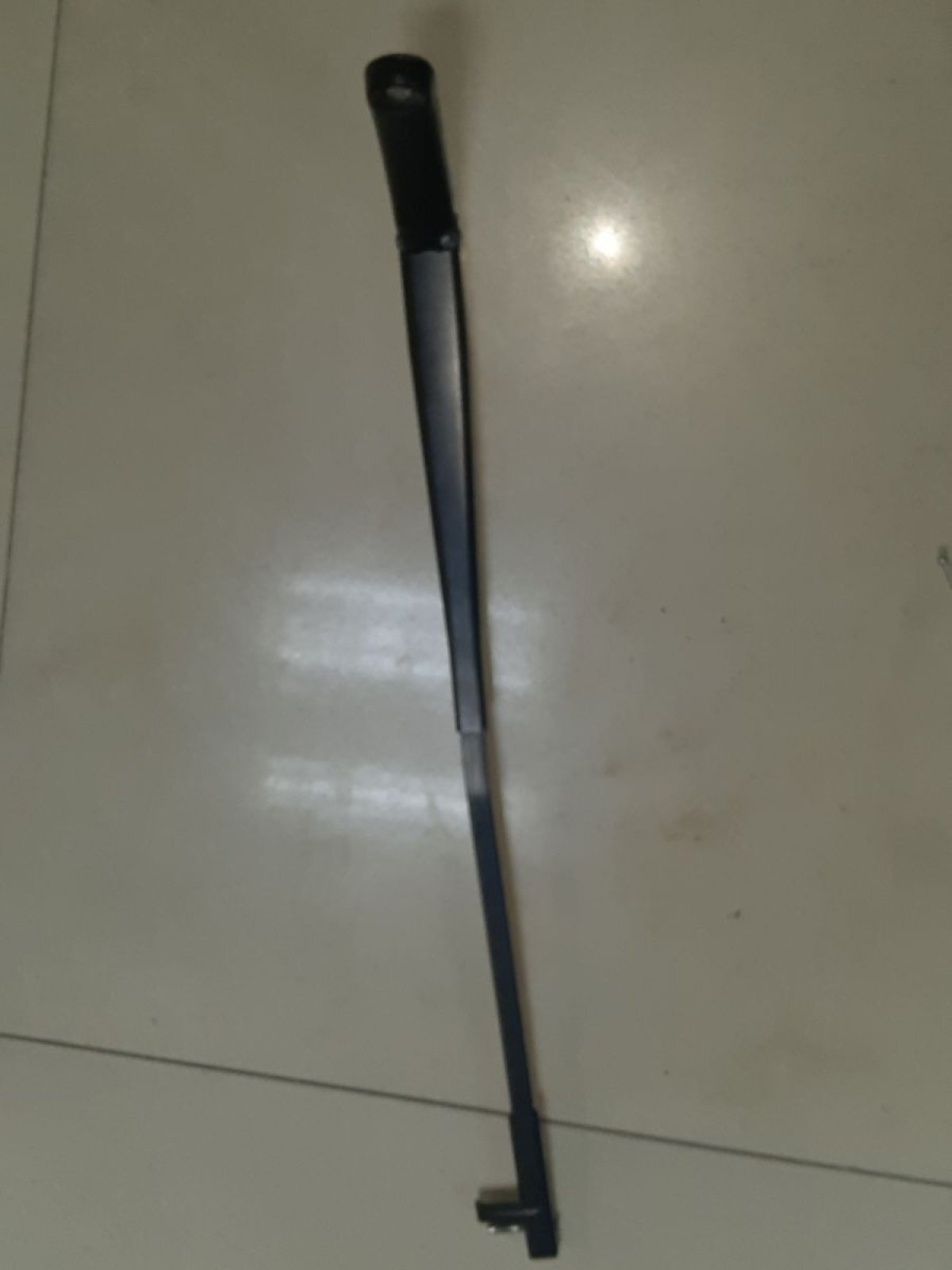 Поводок дворника левый Volkswagen Touran I (2003-2010) 1T0955409A