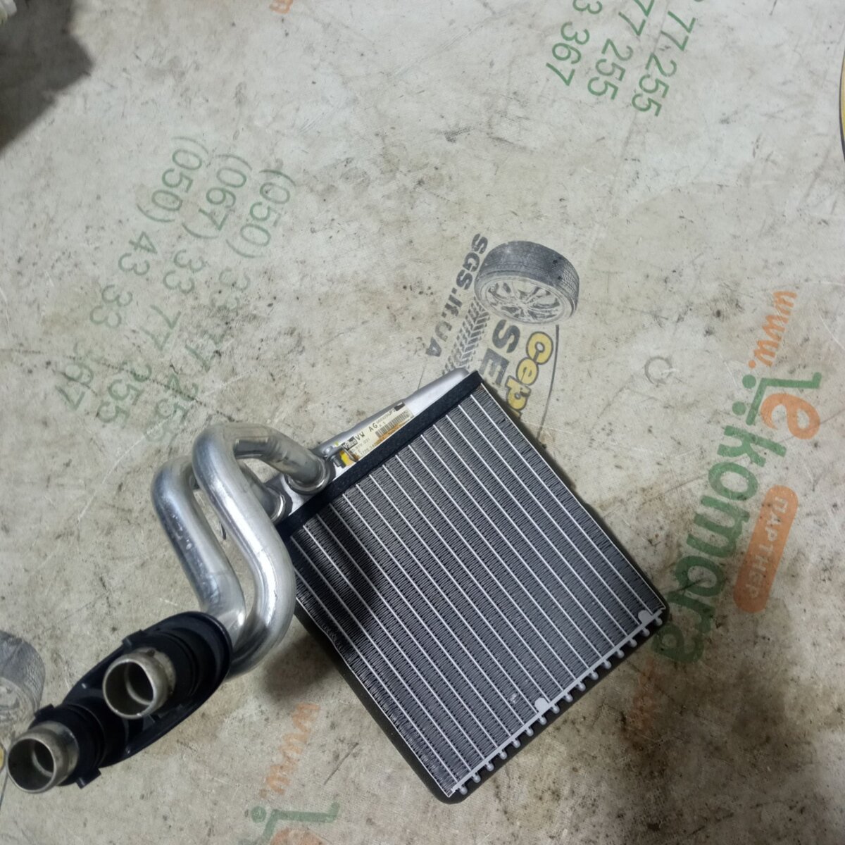 радіатор опалювача салону; теплообмінник; радіатор пічки (обігрівача) Volkswagen Touran I (2003-2010) 1K0819031