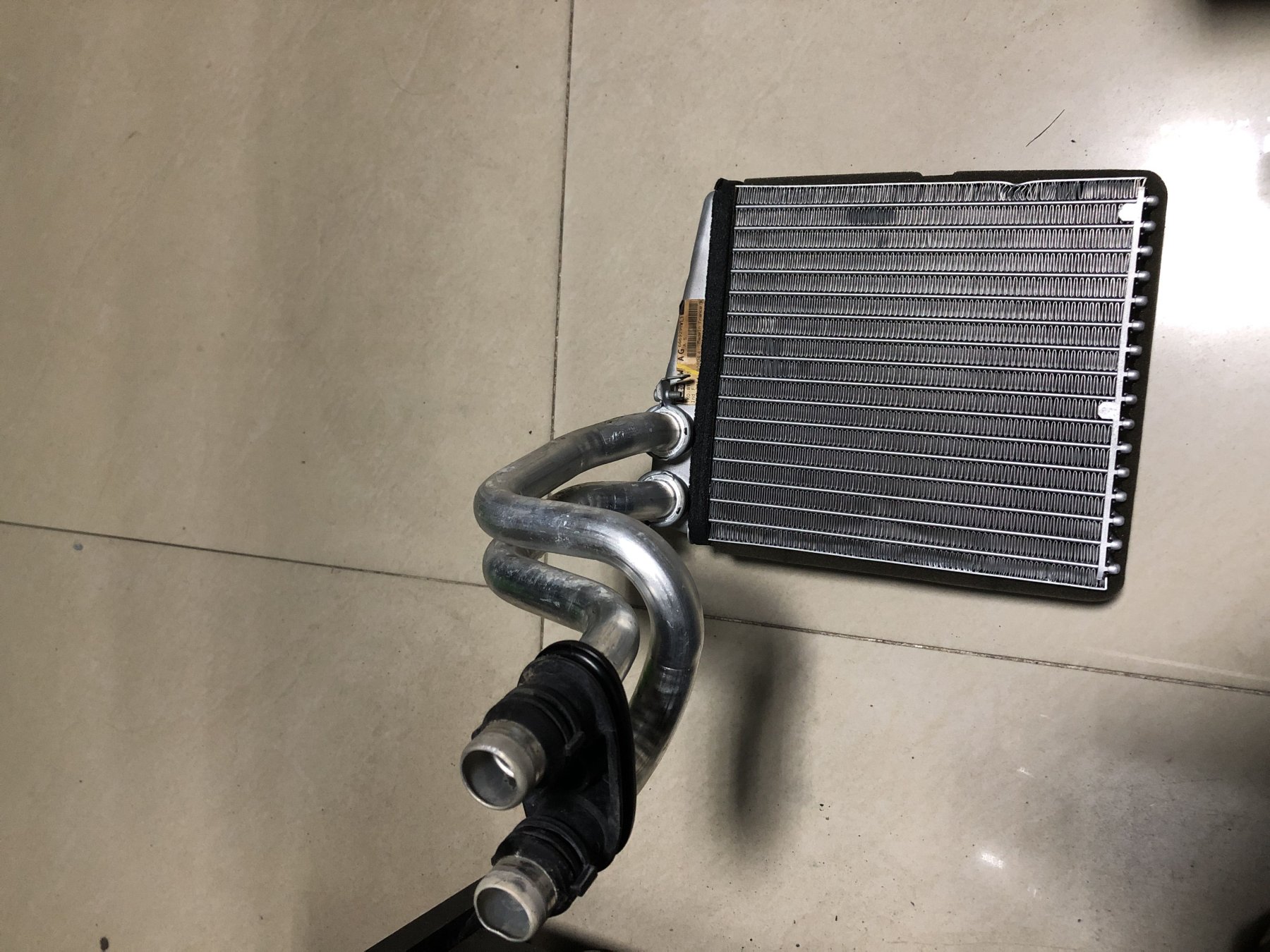 радіатор опалювача салону; теплообмінник; радіатор пічки (обігрівача) Volkswagen Touran I (2003-2010) 1K0819031