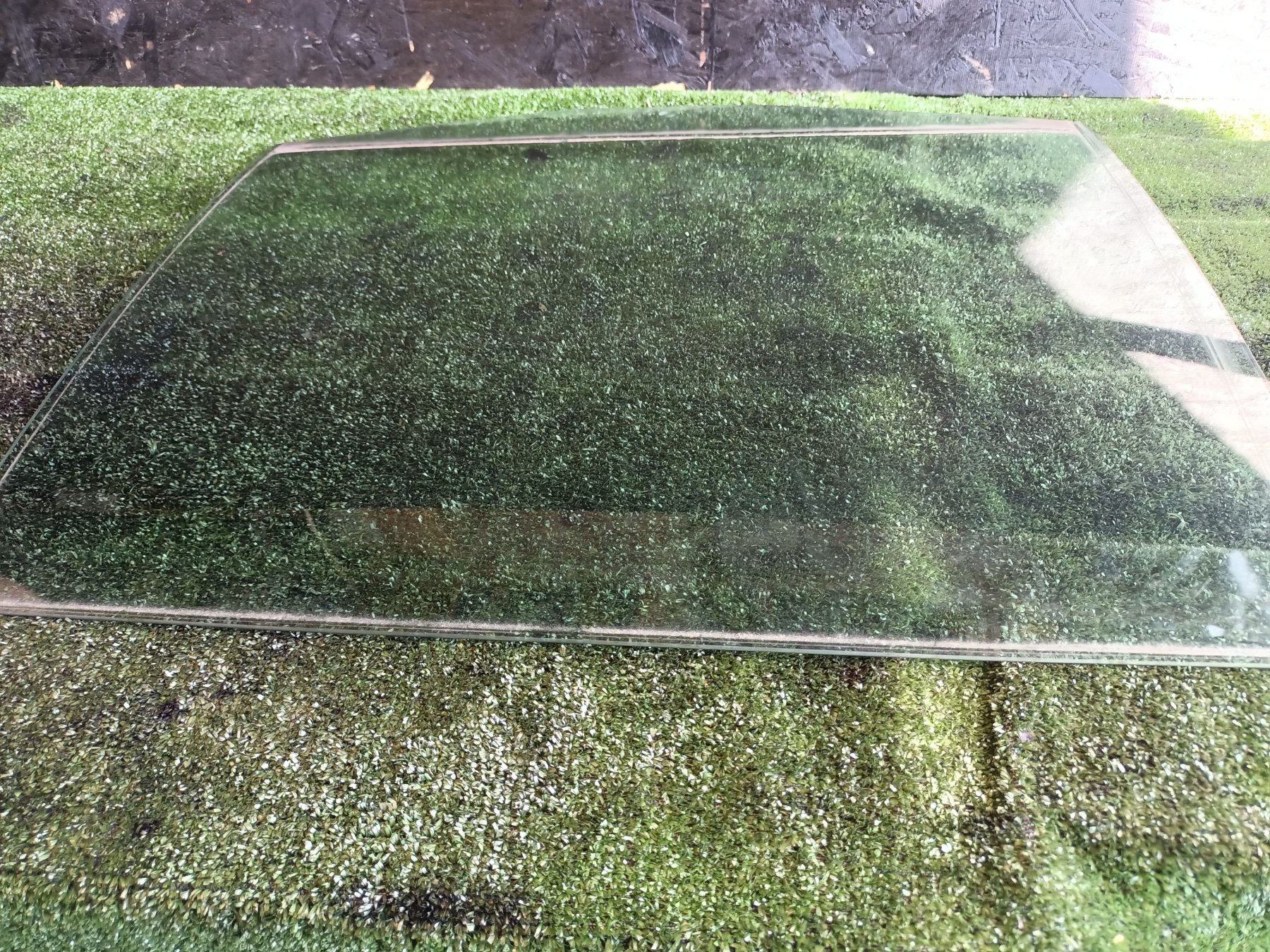 Скло задніх лівих дверей Volkswagen Touran I (2003-2010) 1T0845025F