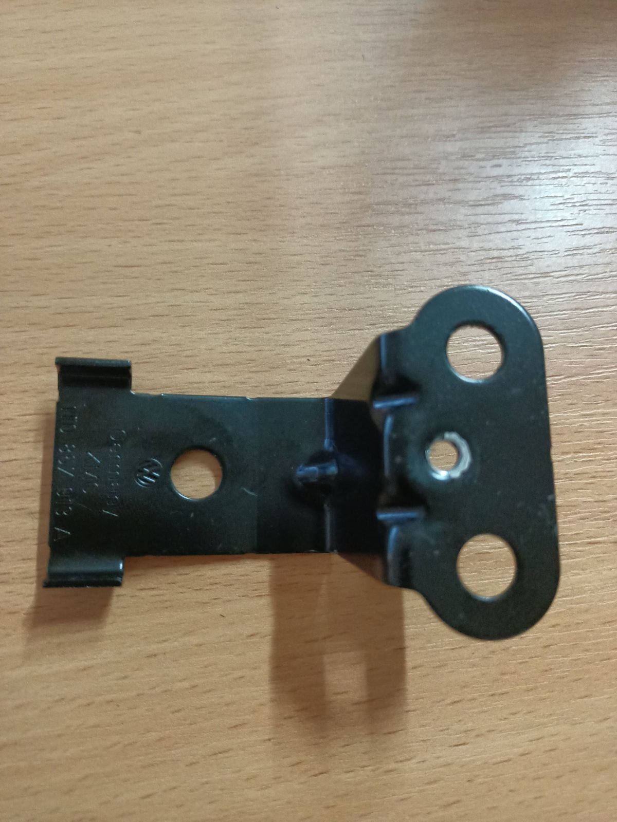 Volkswagen Touran I (2003-2010) 1T0857913A