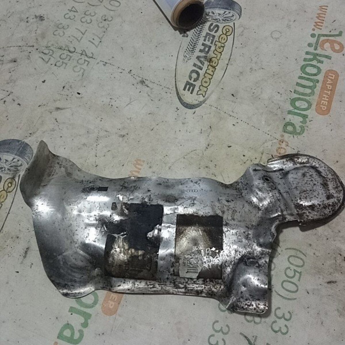 Захист тепловий кермової рейки Volkswagen Touran I (2003-2010) 1K1423981J