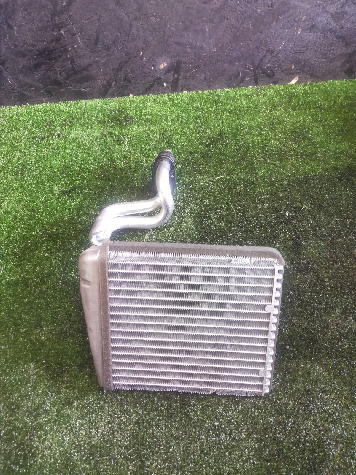 Радіатор пічки Volkswagen Touran I Рестайл (2010-2015) 1K0819033