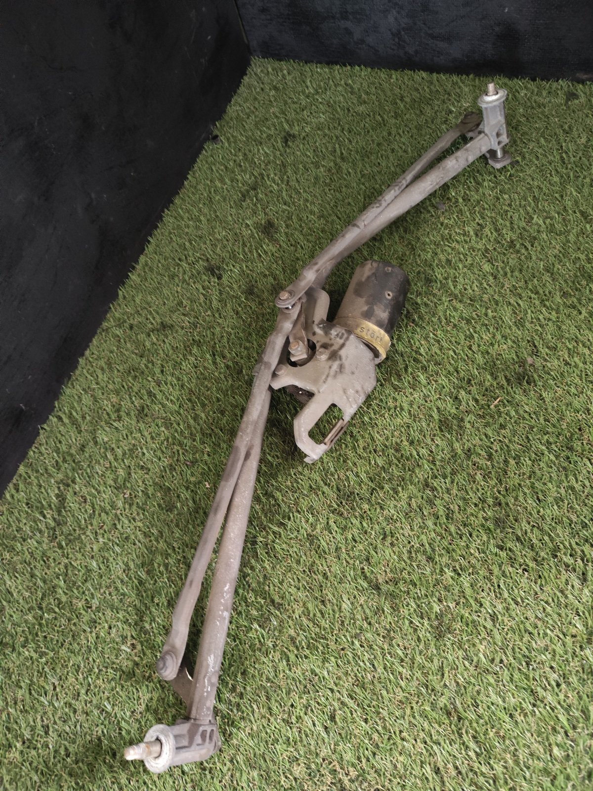 Двигун склоочисника лобового скла (трапеції) Volkswagen Transporter T4 (1990-2003) 701955113B