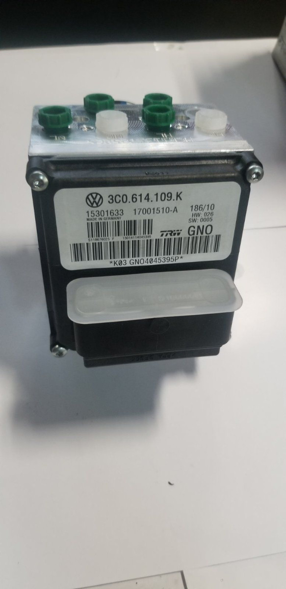 Блок керування абс (abs) гідравлічний VW Passat   B6   05-10  3C0614109K новий VW Passat   B6   05-10 3C0614109K